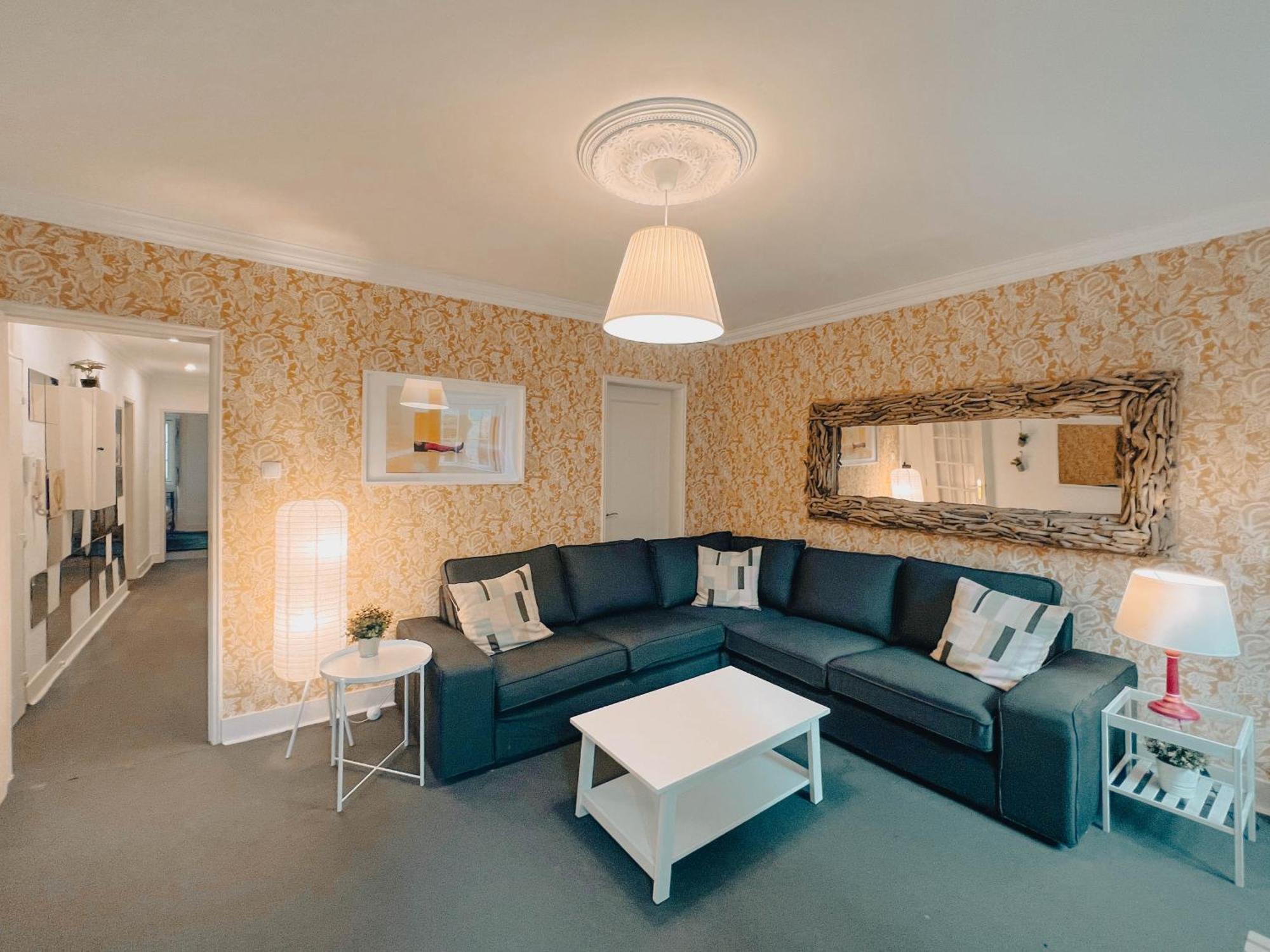 My Fair Lisbon - Trendy Bairro Alto Apartment מראה חיצוני תמונה